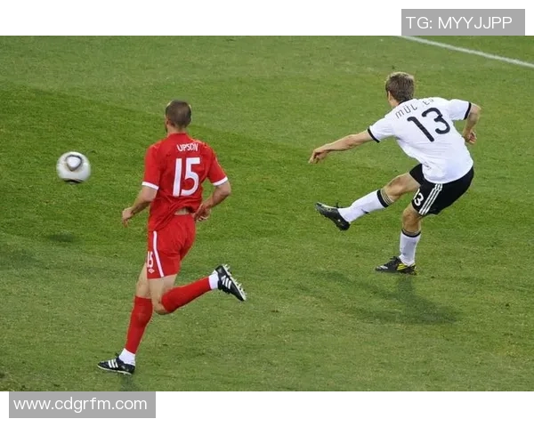 南京足球队的崛起之路：从默默无闻到世界杯舞台的辉煌历程