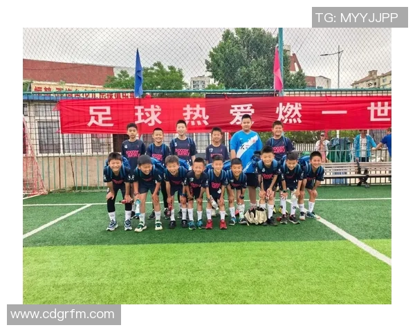 足球明星的育儿秘籍：如何在绿茵场外陪伴孩子成长