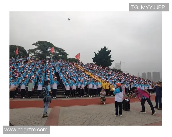 重庆足球队的精神之旅：深入探索他们的团队意识与文化传承